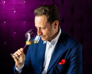 RIEDEL Veloce Tasting Set in use