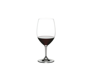 NACHTMANN ViVino Bordeaux filled with a drink on a white background