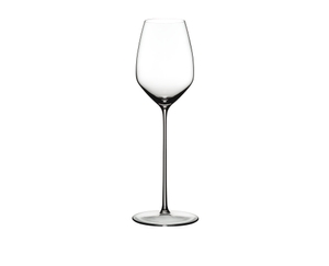 RIEDEL Max Restaurant Riesling on a white background