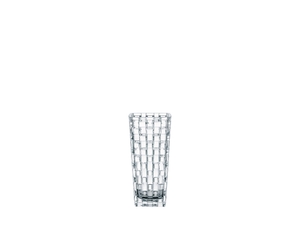 NACHTMANN Bossa Nova Vase - 20cm | 7.875in gefüllt mit einem Getränk auf weißem Hintergrund
