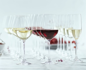 SPIEGELAU Salute Champagne Glass in use