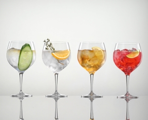 SPIEGELAU Special Glasses Gin & Tonic Stemmed in use