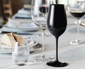 RIEDEL Sommeliers Blind Tasting Glass in use