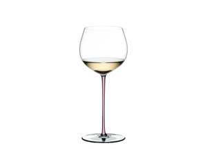 RIEDEL Fatto A Mano Oaked Chardonnay Pink filled with a drink on a white background