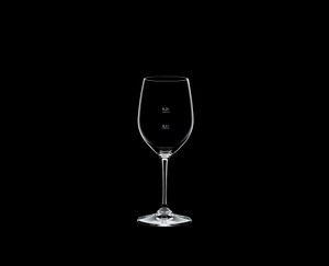 RIEDEL Restaurant Viognier/Chardonnay Eichmarke CE auf schwarzem Hintergrund