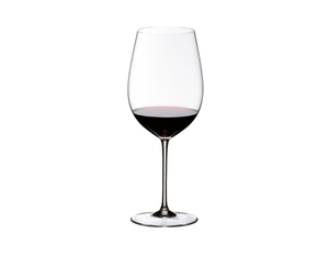 RIEDEL Sommeliers Bordeaux Grand Cru R.Q. Set/4 filled with a drink on a white background