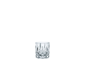 NACHTMANN Noblesse Single Old Fashioned gefüllt mit einem Getränk auf weißem Hintergrund