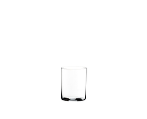 RIEDEL O Wine Tumbler Whisky auf weißem Hintergrund