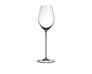 RIEDEL High Performance Riesling Clear on a white background