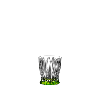 RIEDEL Tumbler Collection Fire Whisky Frühlingsgrün auf weißem Hintergrund