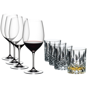 Special Offert - RIEDEL Vinum Cabernet Sauvignon/Merlot (Bordeaux) + Tumbler Collection Spey Whisky filled with a drink on a white background
