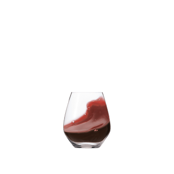 SPIEGELAU Authentis Casual Burgundy filled with a drink on a white background