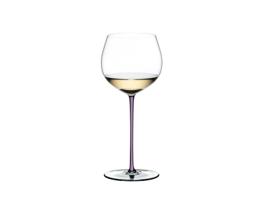 RIEDEL Fatto A Mano Oaked Chardonnay Opal Violet filled with a drink on a white background