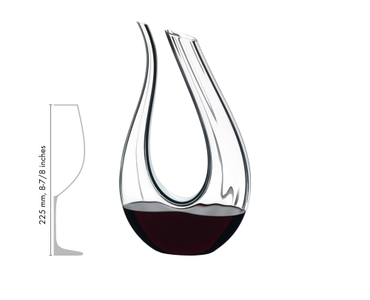 RIEDEL Decanter Amadeo Fatto A Mano in relation to another product