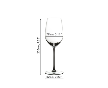 RIEDEL Veritas Riesling/Zinfandel glass filled with red wine on white background
