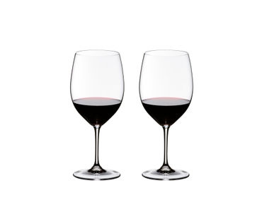 2 RIEDEL Vinum Brunello di Montalcino glasses side by side filled with red wine