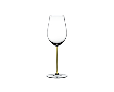 RIEDEL Fatto A Mano Riesling/Zinfandel Yellow R.Q. on a white background