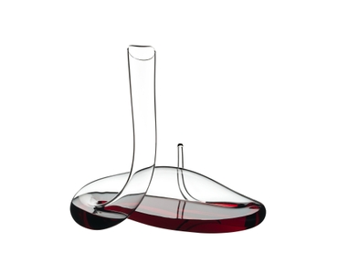 RIEDEL Decanter Mamba Mini R.Q. filled with a drink on a white background