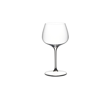 GRAPE@RIEDEL Chardonnay/Gin Tonic filled with a drink on a white background