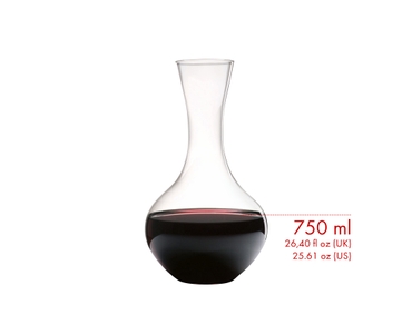 Red wine filled RIEDEL Syrah decanter on white background with product dimensions