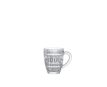 NACHTMANN Ethno Hot Beverage Mug rempli avec une boisson sur fond blanc