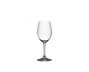 RIEDEL Degustazione Weißwein auf weißem Hintergrund