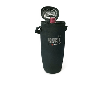 RIEDEL Bottle Bag filled with a drink on a white background