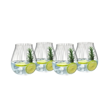 RIEDEL Gin Set Optic O filled with a drink on a white background