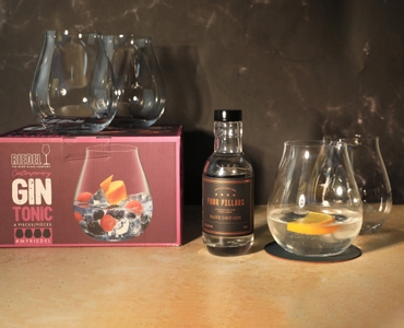 RIEDEL Gin Set x Four Pillars Rare Dry Gin in use