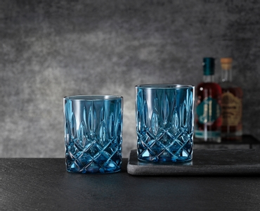 NACHTMANN Noblesse Whisky Tumbler - Vintage blue im Einsatz