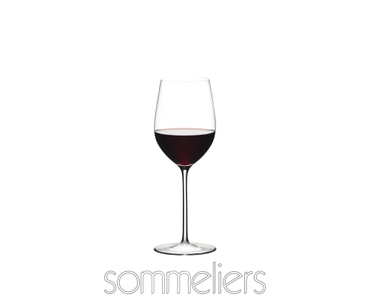 RIEDEL Sommeliers Mature Bordeaux/Chablis/Chardonnay filled with a drink on a white background