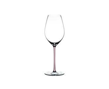 RIEDEL Fatto A Mano Champagner Weinglas Pink R.Q. auf weißem Hintergrund