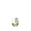 RIEDEL Tumbler Collection Optical O Whisky riempito con una bevanda su sfondo bianco