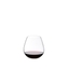 RIEDEL O Wine Tumbler Pinot/Nebbiolo rempli avec une boisson sur fond blanc