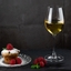 RIEDEL Vinum verre à Sauvignon Blanc/vin de dessert en action