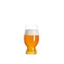 SPIEGELAU Craft Beer Glasses American Wheat Beer riempito con una bevanda su sfondo bianco