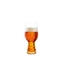 SPIEGELAU Craft Beer Classics IPA Glass gefüllt mit einem Getränk auf weißem Hintergrund