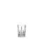 SPIEGELAU Perfect Serve Collection Longdrinkglas - Small gefüllt mit einem Getränk auf weißem Hintergrund