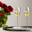 RIEDEL Veloce Champagne Wine Glass en action