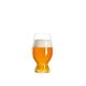 SPIEGELAU Craft Beer Glasses American Wheat Beer con bebida en un fondo blanco