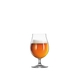 SPIEGELAU Beer Classics Biertulpe 4er-Set gefüllt mit einem Getränk auf weißem Hintergrund