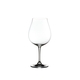 RIEDEL Restaurant Neue Welt Pinot Noir auf weißem Hintergrund