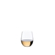 RIEDEL Restaurant O Viognier/Chardonnay gefüllt mit einem Getränk auf weißem Hintergrund