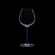 RIEDEL Fatto A Mano Pinot Noir Blau auf schwarzem Hintergrund