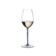 RIEDEL Fatto A Mano Riesling/Zinfandel Dark Blue R.Q. filled with a drink on a white background