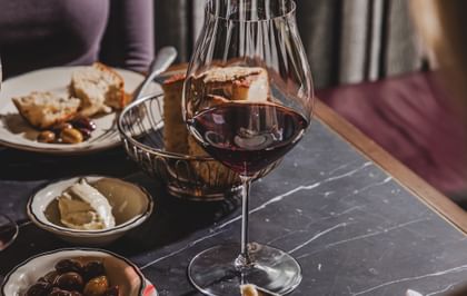 RIEDEL Performance Pinot Noir Glass on tabletop