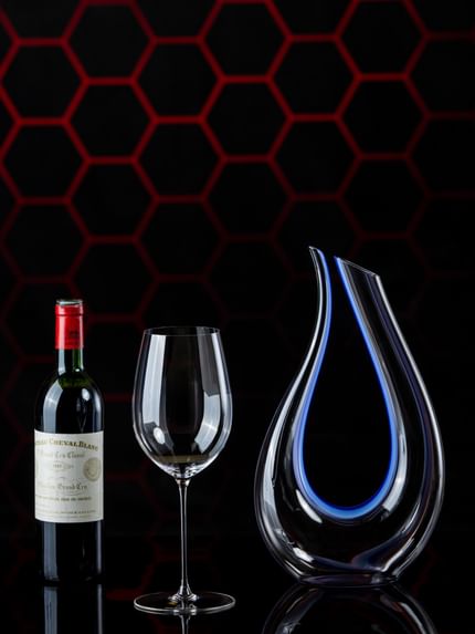 RIEDEL Amadeo Moonlight with a bittle of wine and a wine glass beside