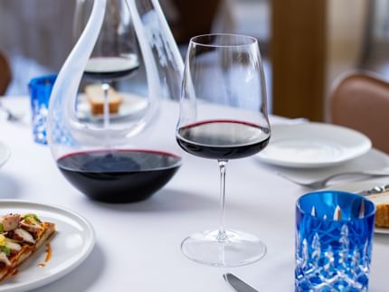 RIEDEL Winewings Syrah on tabletop